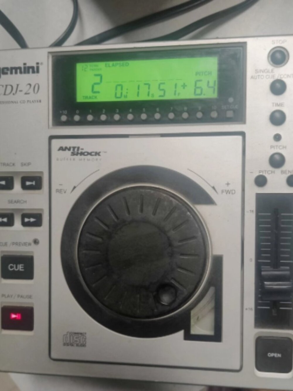Gemini CDJ-20 Top Load Pro DJ CD Player. -16/+16 Pitch Bend